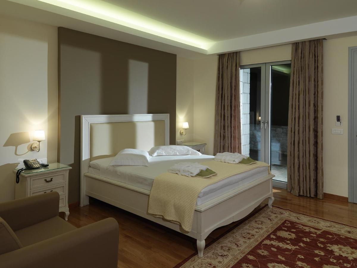 Hondos Classic Hotel & Spa Nestani Exteriör bild